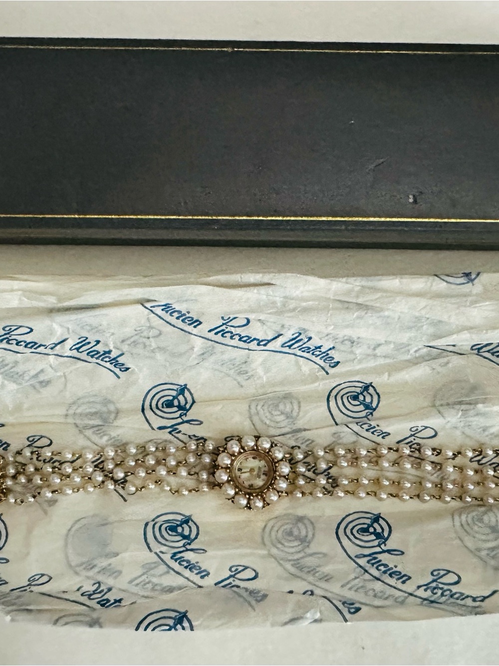 Rare Vintage Lucien Piccard 14k Gold and Pearl Women’s Watch - Picture 5 of 10